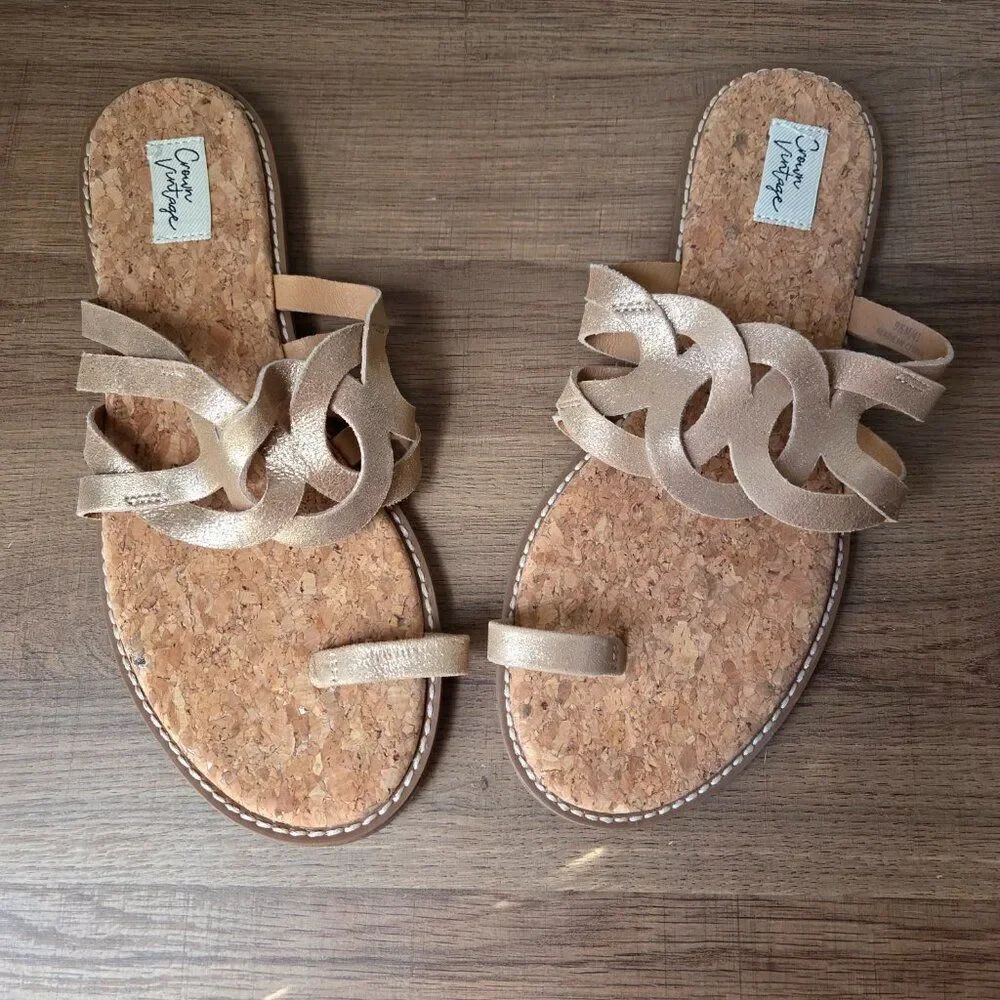 NEW W/O BOX CROWN VINTAGE LEATHER UPPER CORK FOOTBED TOE RING SANDALS 9.5 WMN